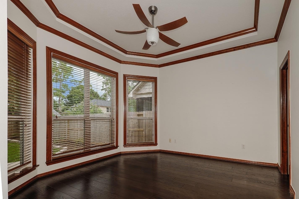 14 Graceful Elm Court - Photo 8