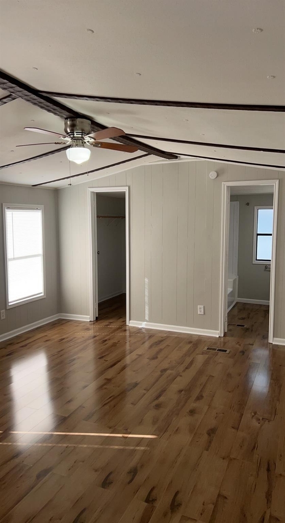 213 Orange St - Photo 2