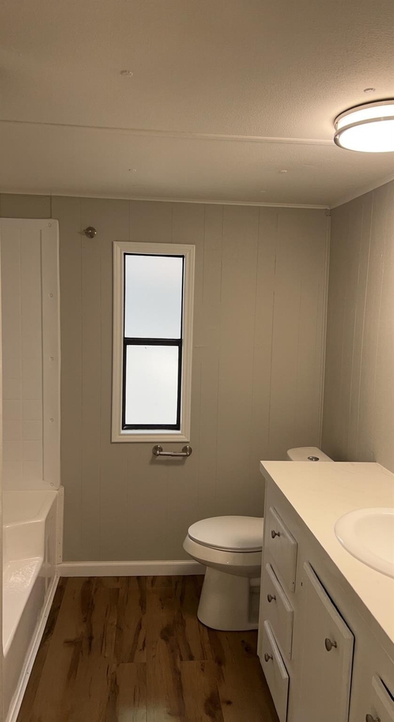 213 Orange St - Photo 3