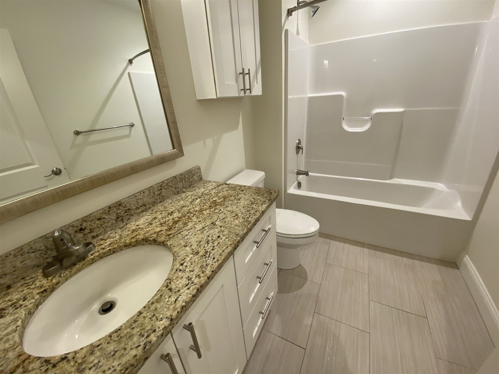 875 Elm - Photo 31