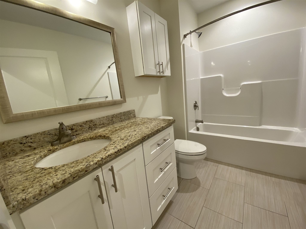 875 Elm - Photo 32