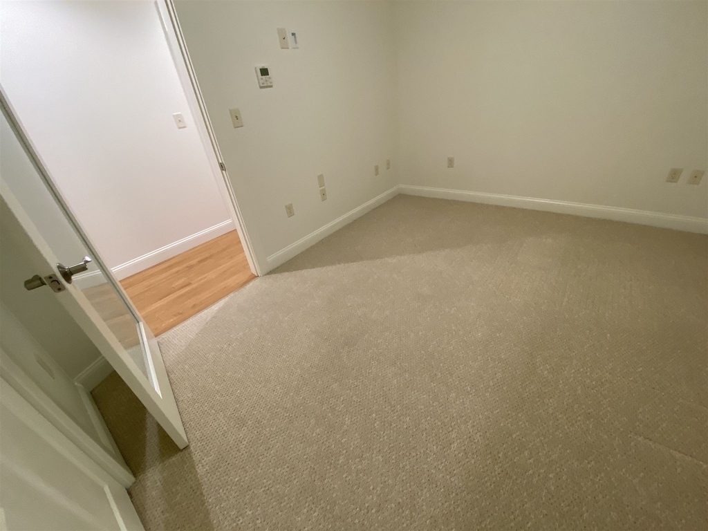 875 Elm - Photo 27