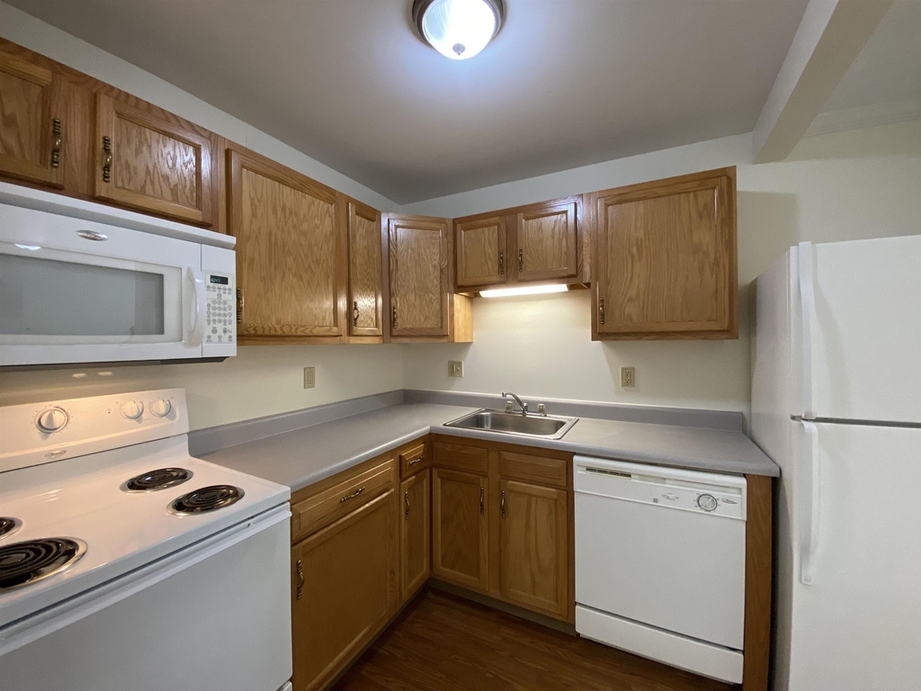 3951 Old Brown - Photo 3