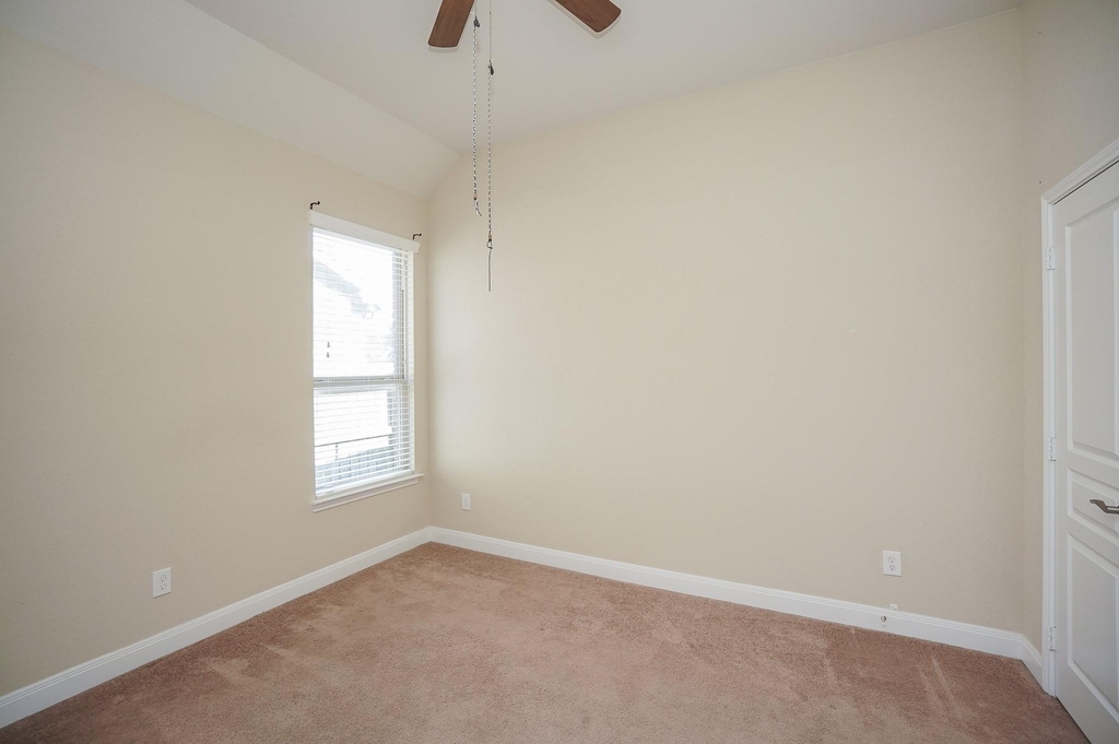 28515 Pleasant Forest - Photo 24