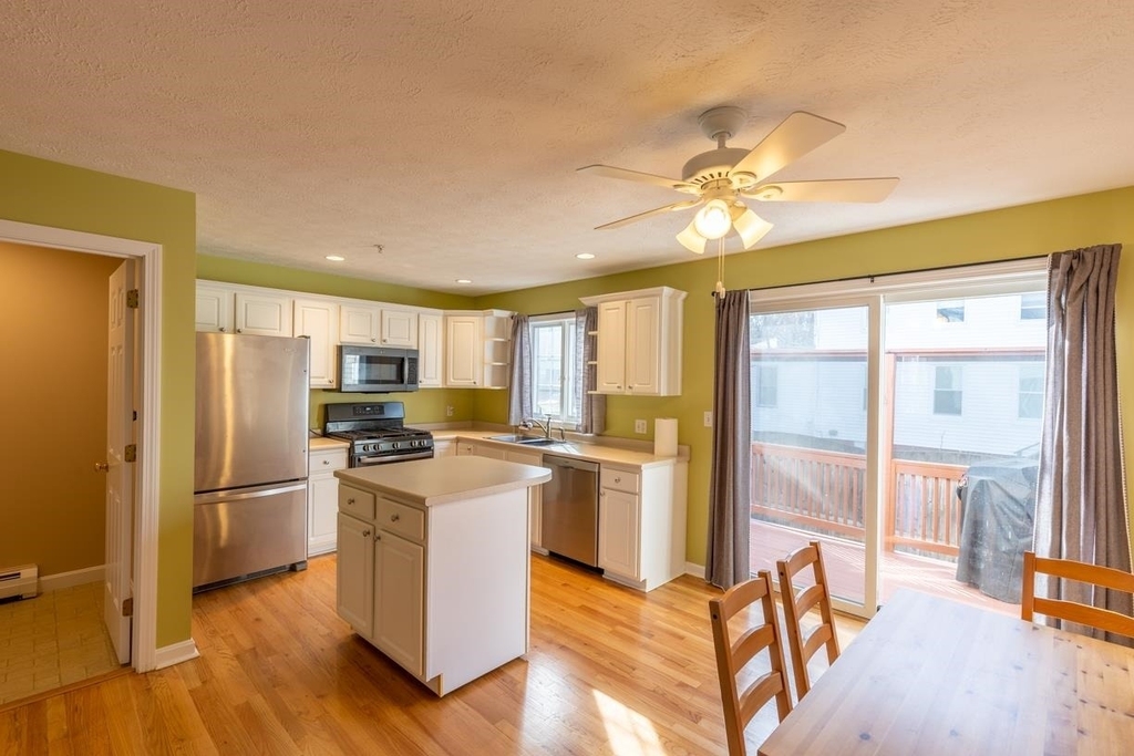 204 Washington - Photo 2