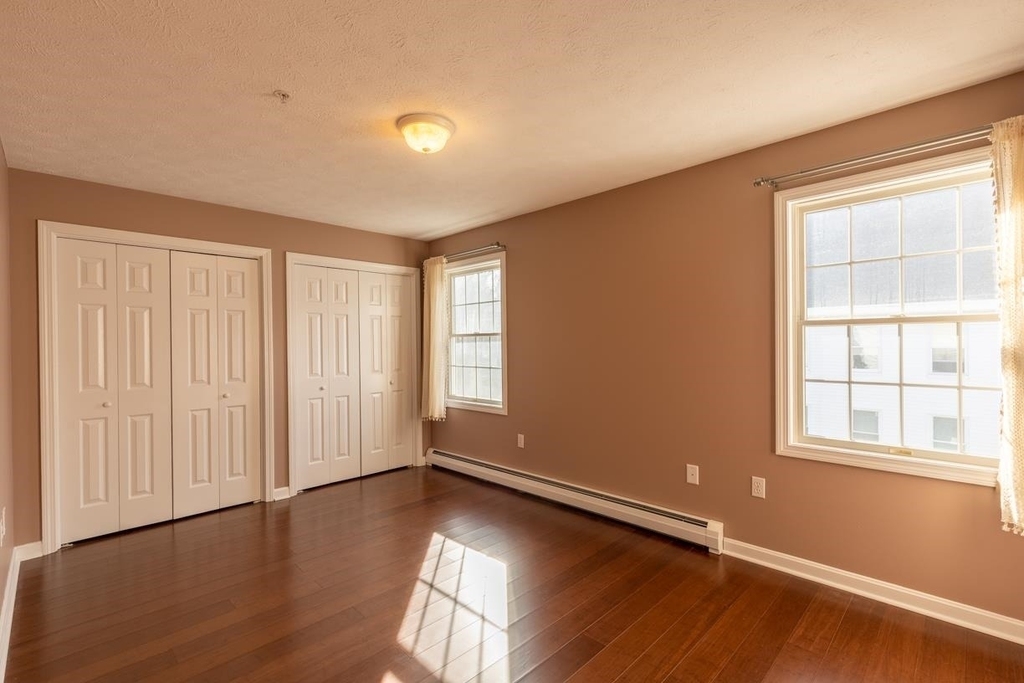 204 Washington - Photo 16