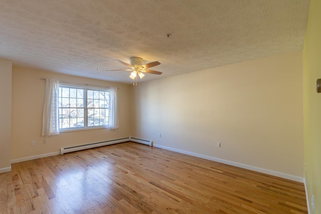 204 Washington - Photo 9