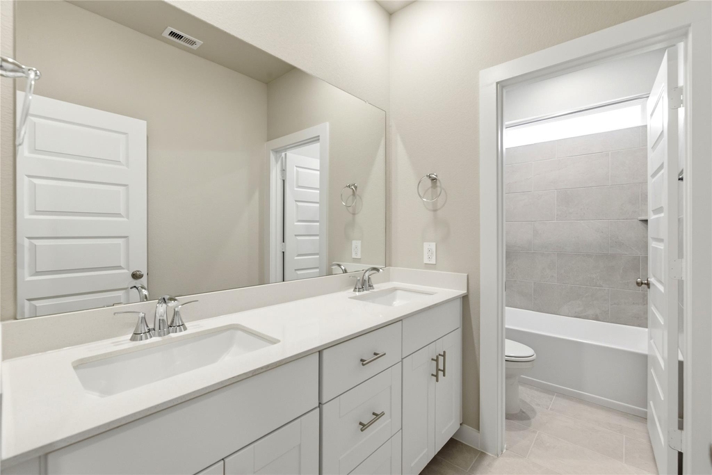 10010 Rustic Charm Street - Photo 13