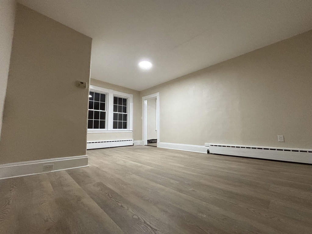 155 South Main - Photo 7