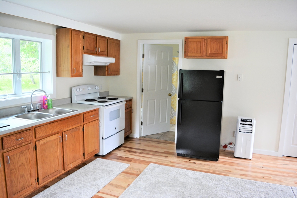 62 Lower Main - Photo 3