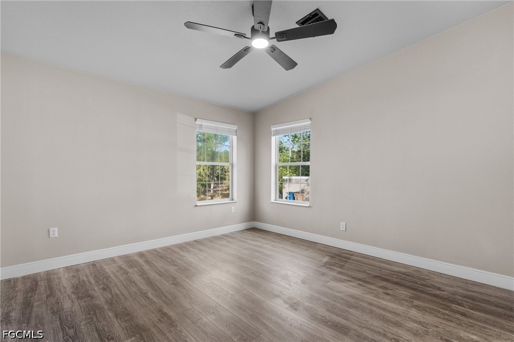 1505 E 15th Street - Photo 19
