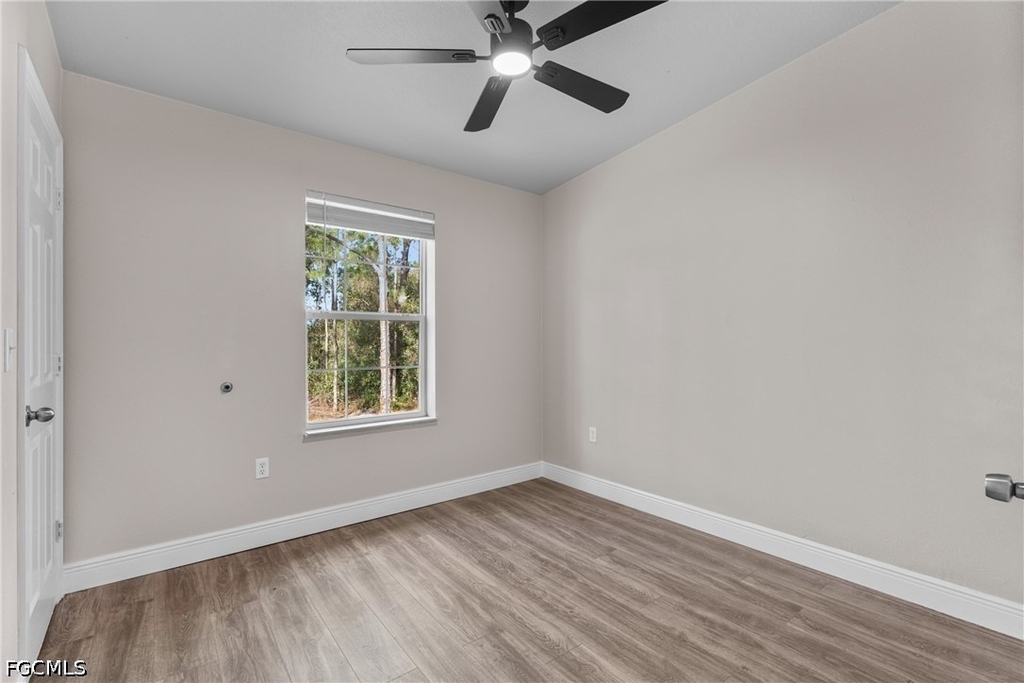 1505 E 15th Street - Photo 17