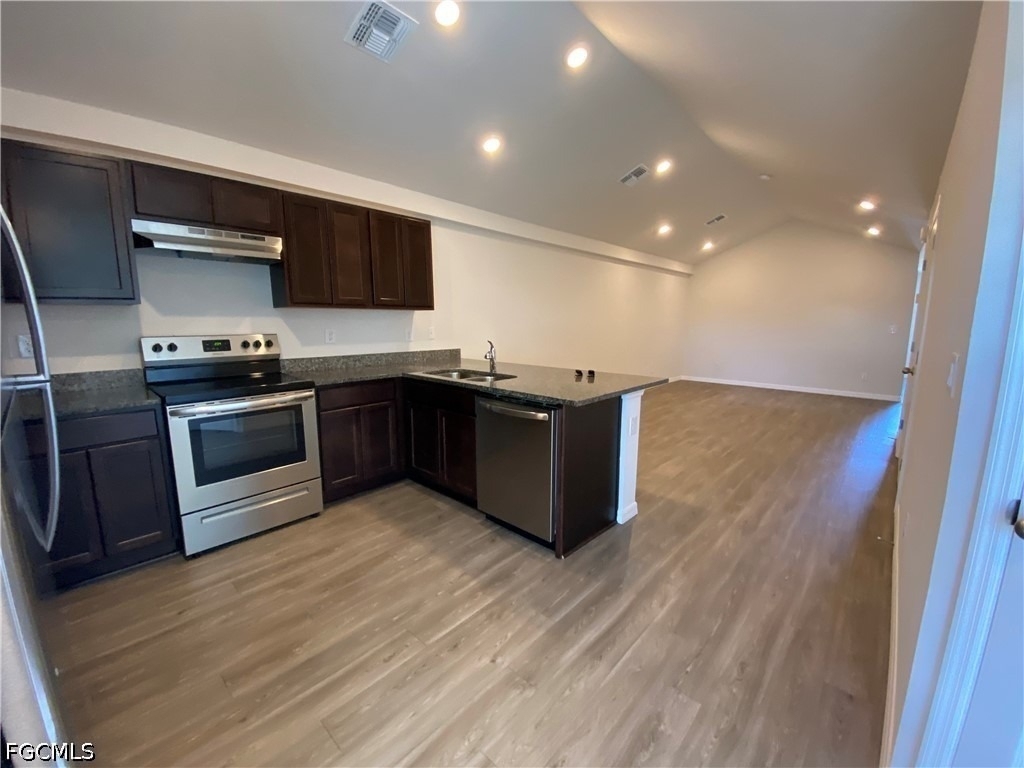 604 Skyline Boulevard - Photo 7
