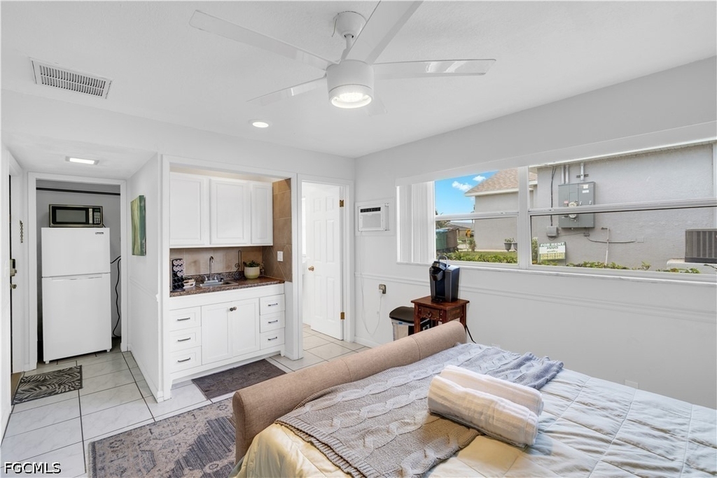 4353 Country Club Boulevard - Photo 7