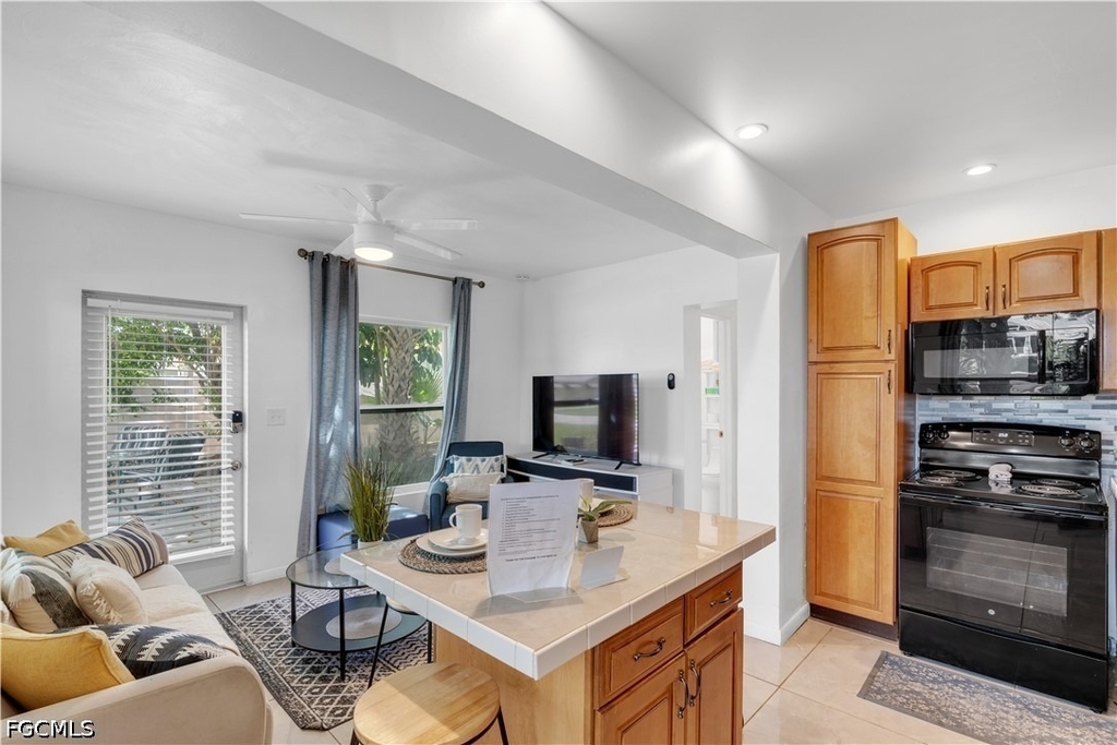 5226 Coronado Parkway - Photo 6