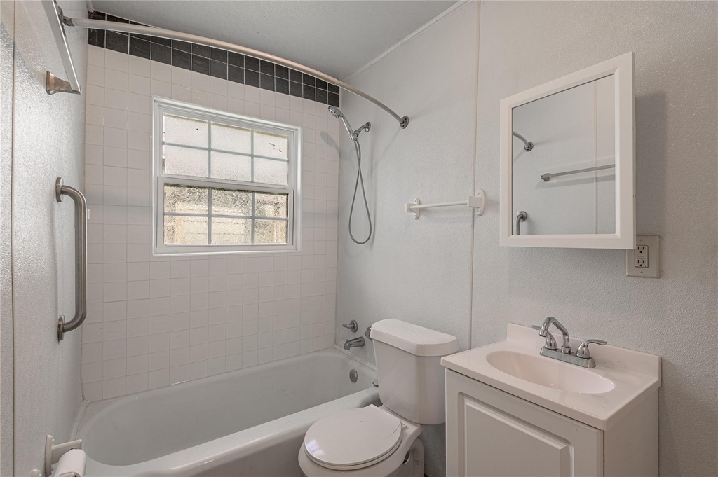 1320 22nd Street - Photo 16