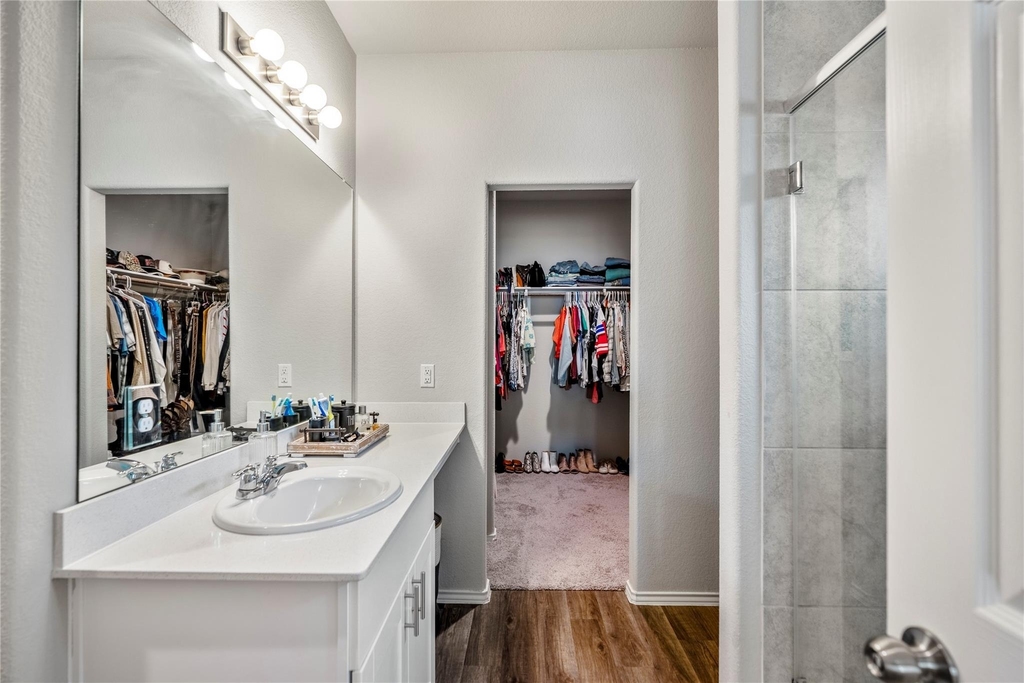 210 Bellewood Manor Drive - Photo 17