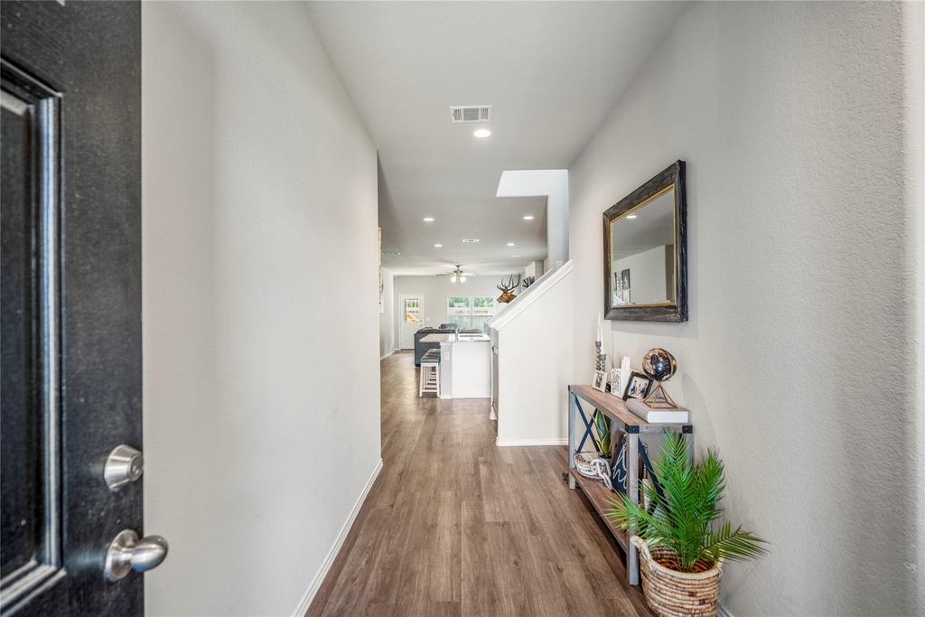 210 Bellewood Manor Drive - Photo 4