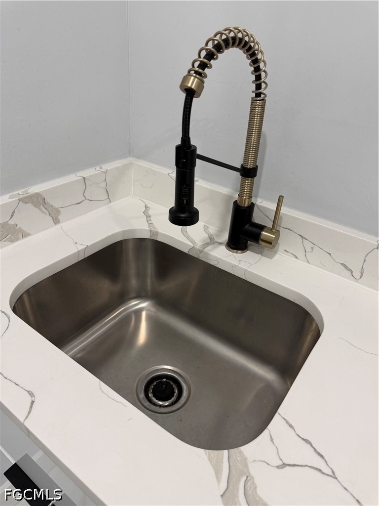 221 Sw 25th Avenue - Photo 48