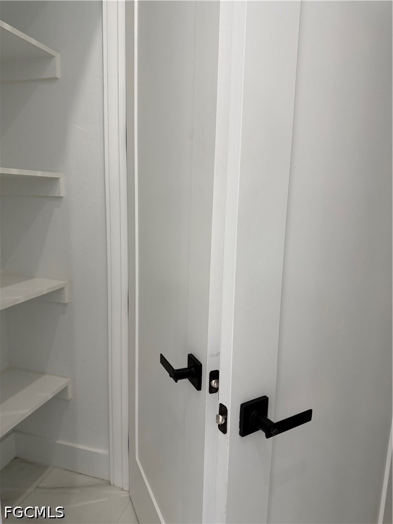 221 Sw 25th Avenue - Photo 23
