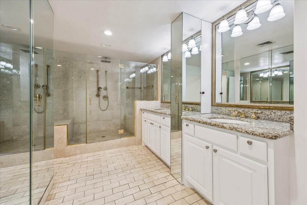21 Briar Hollow Lane - Photo 13