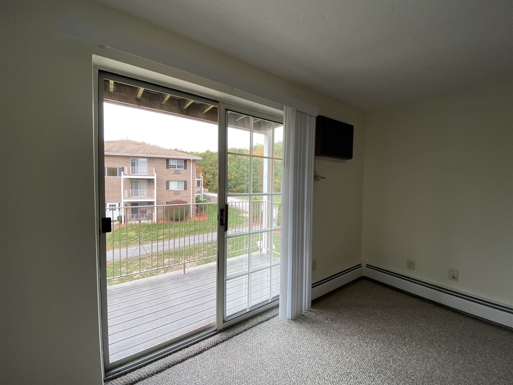 383 Huse - Photo 13