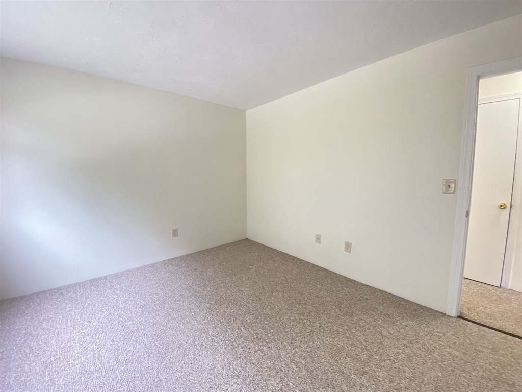 383 Huse - Photo 25
