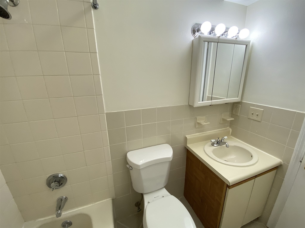 383 Huse - Photo 32