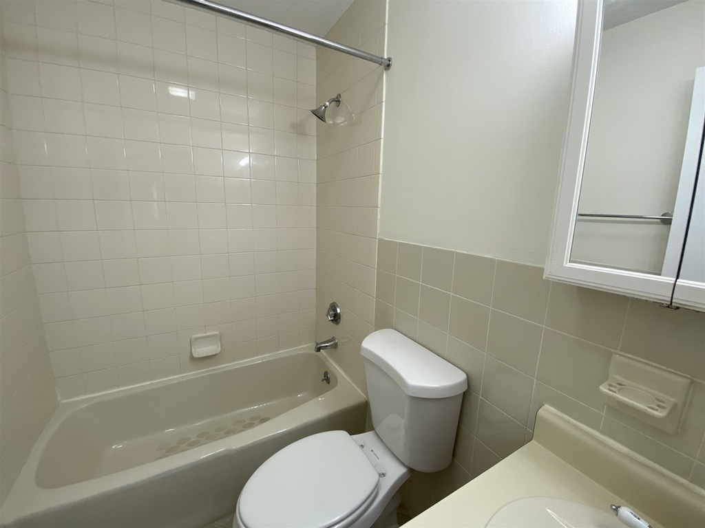 383 Huse - Photo 30