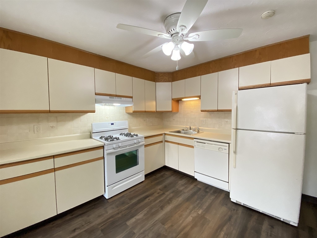 383 Huse - Photo 6
