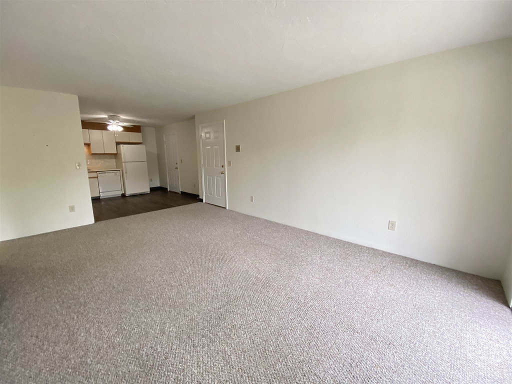 383 Huse - Photo 11
