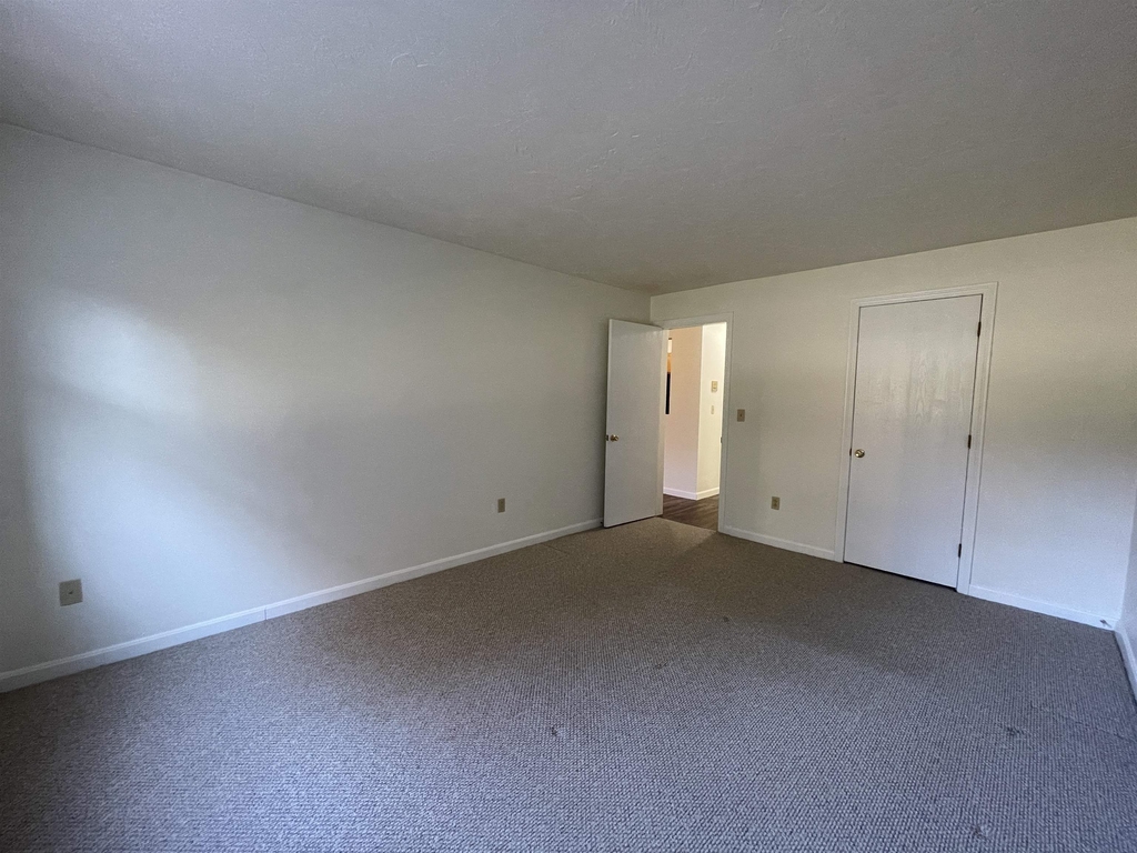 383 Huse - Photo 29