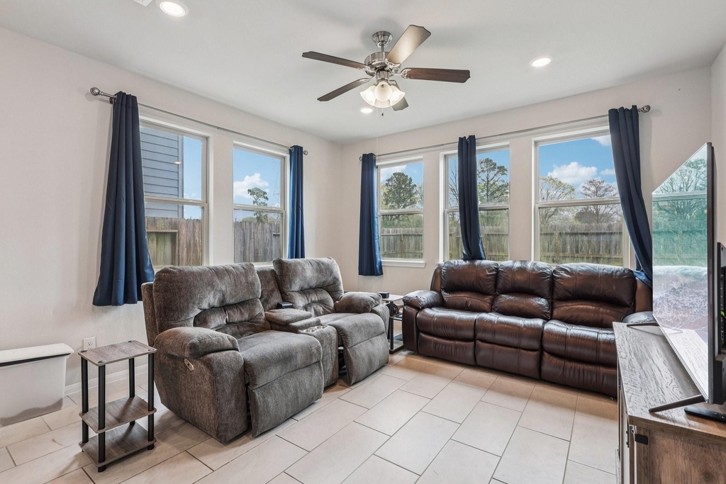 7333 Hinsdale Drive - Photo 1