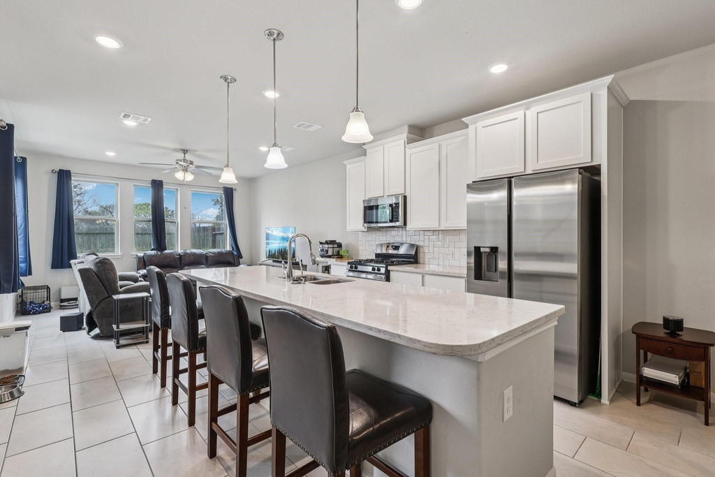 7333 Hinsdale Drive - Photo 2