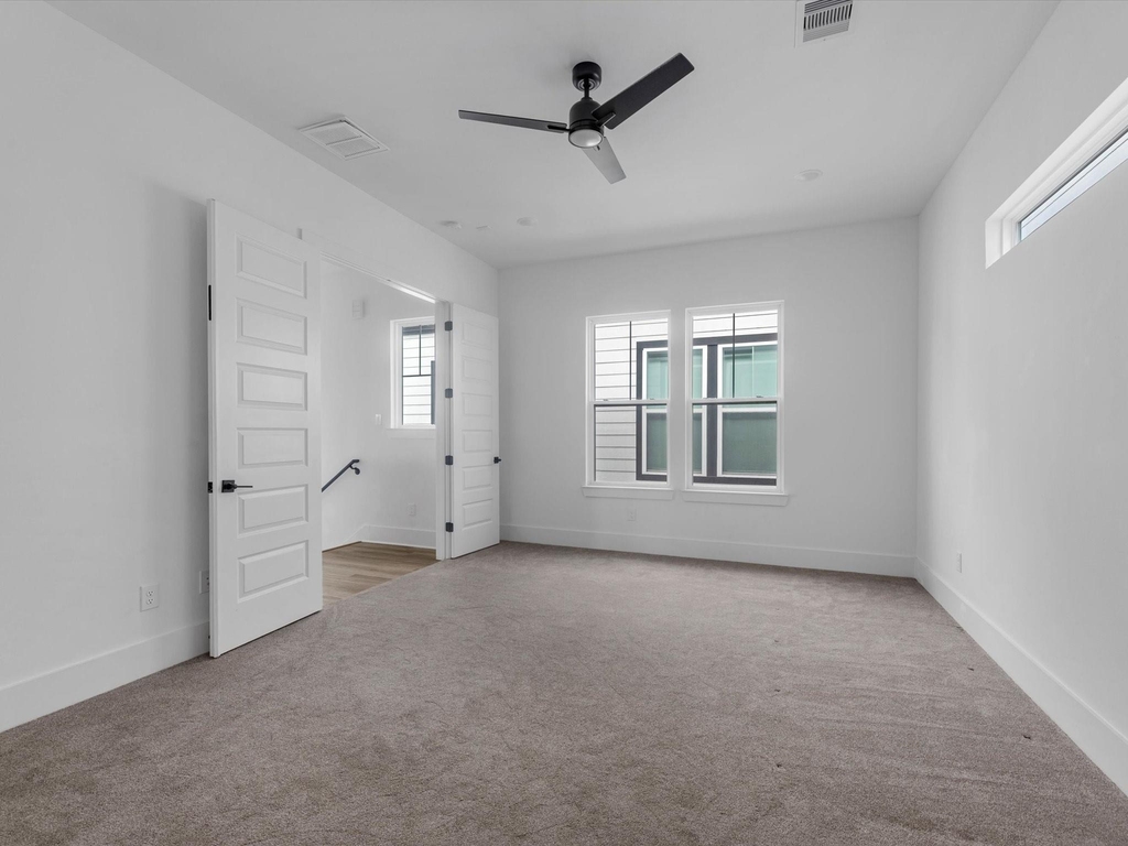 9004 Orange Spring Drive - Photo 15