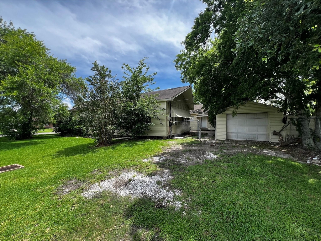 535 Thomas Boulevard - Photo 10