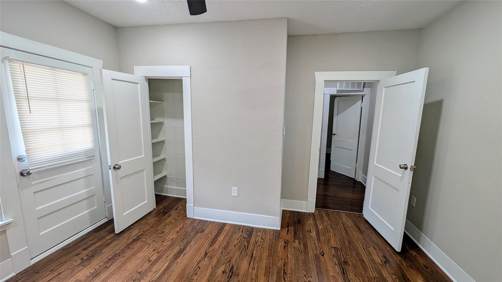 1133 W Gray Street - Photo 15