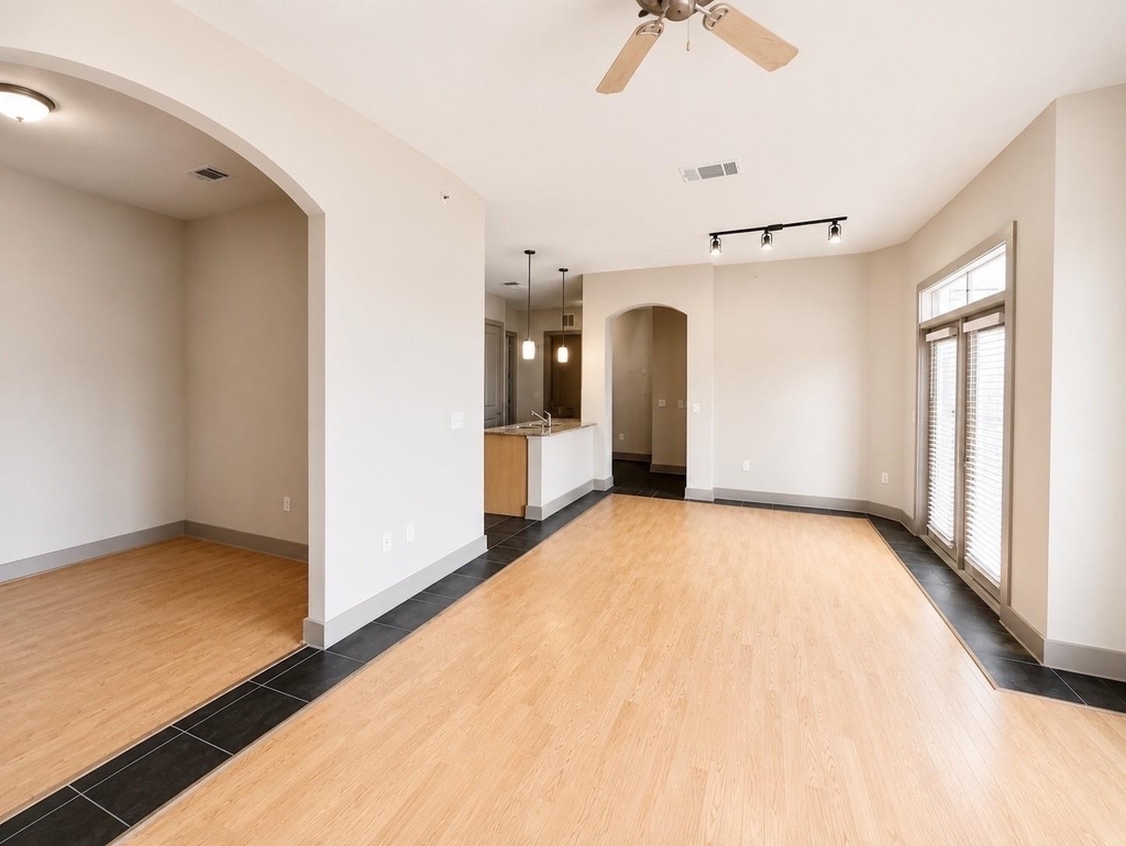 3660 Richmond Avenue - Photo 3