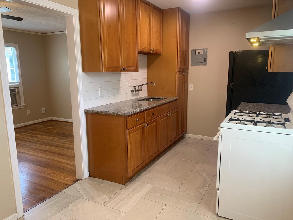 307 Avondale Street - Photo 11