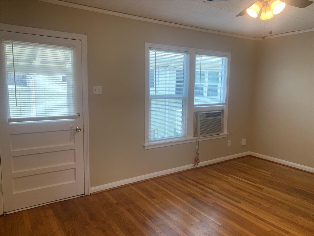 307 Avondale Street - Photo 5