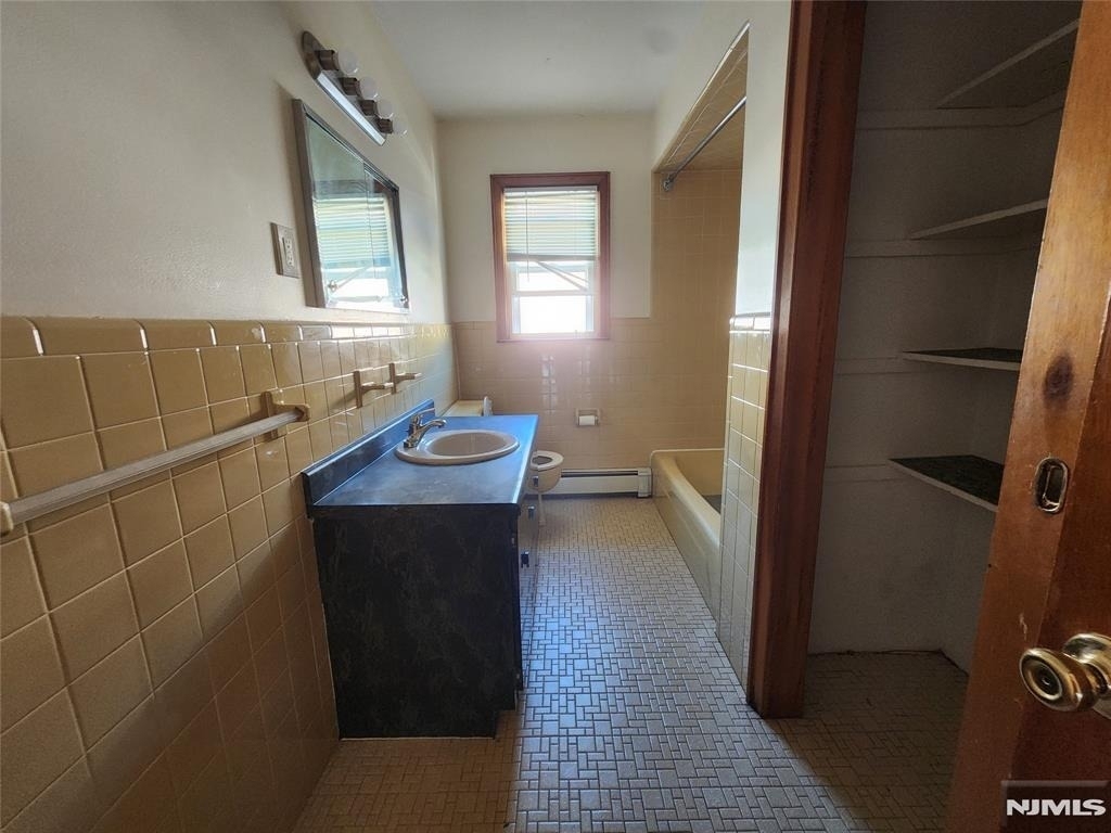 34 Hilton - Photo 12