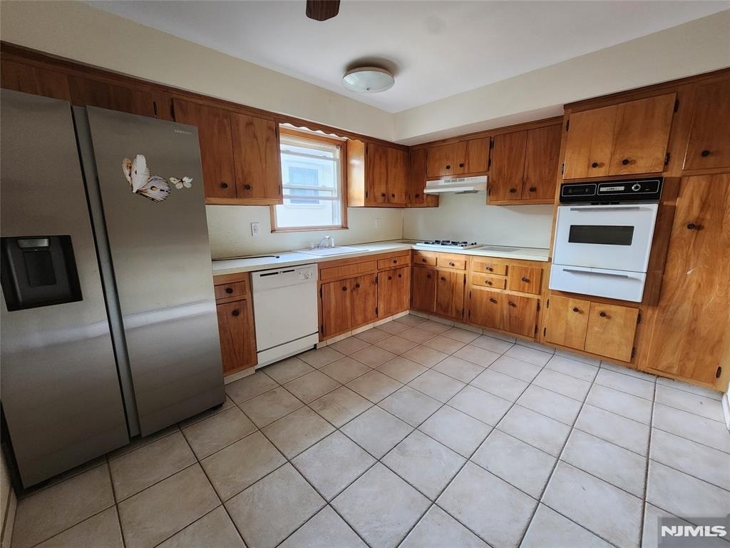 34 Hilton - Photo 7