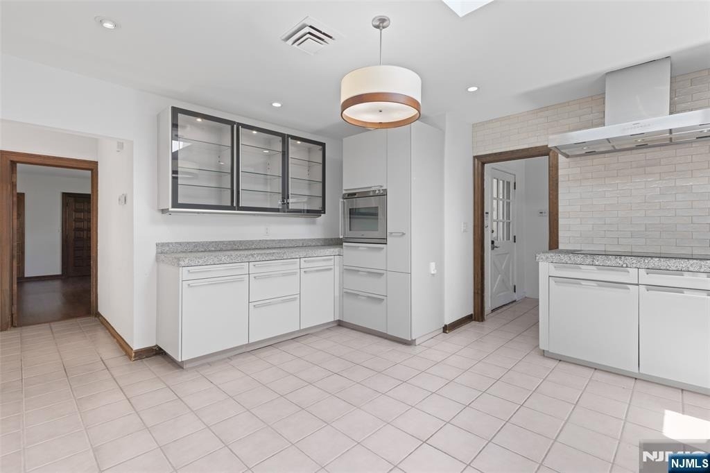 8 Crosby - Photo 16