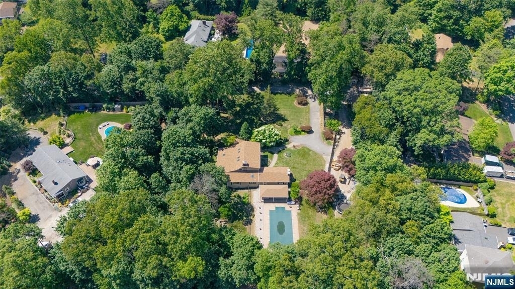 8 Crosby - Photo 34