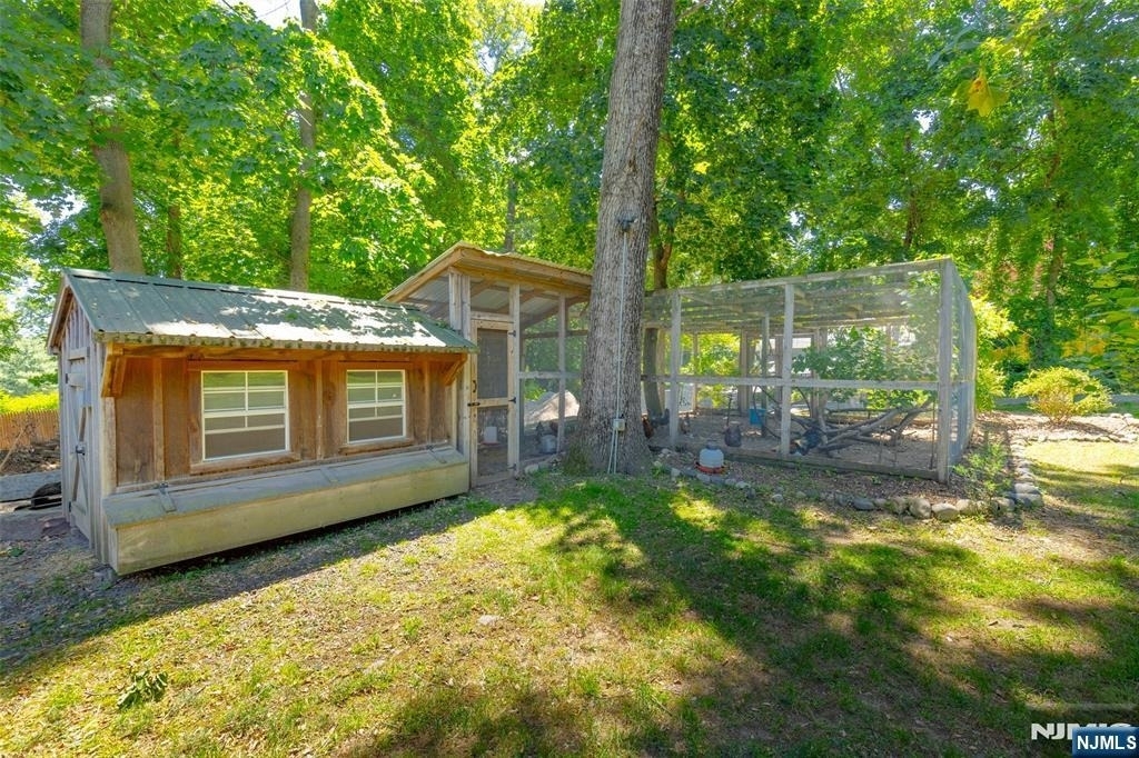 8 Crosby - Photo 27