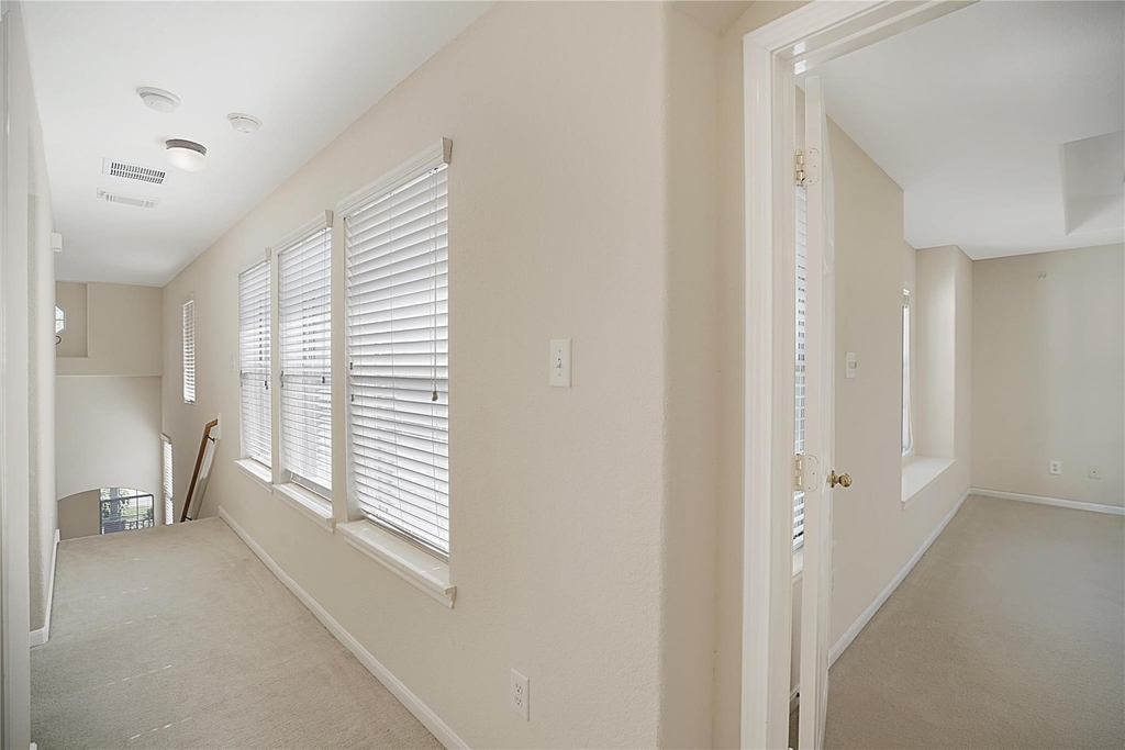 111 Zephyr Bend Place - Photo 17
