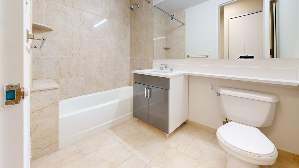 10 Hanover Square - Photo 4