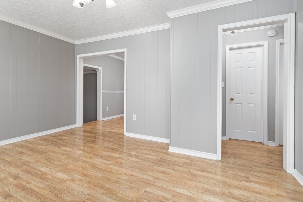 616 N 23rd Street - Photo 5
