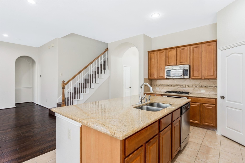 24322 Bella Florence Drive - Photo 12