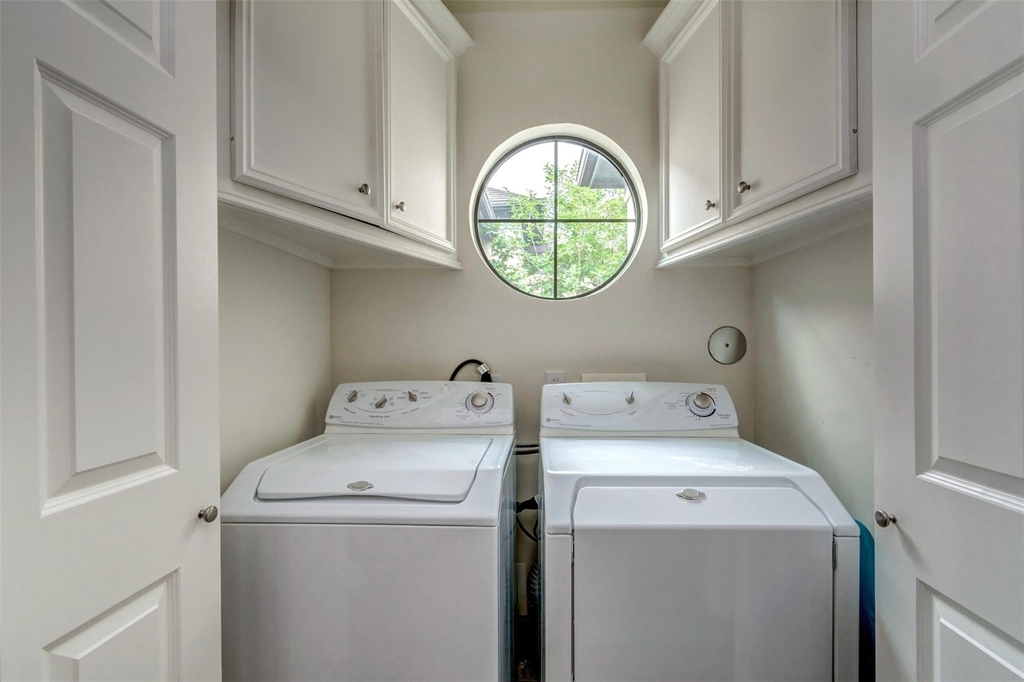1916 W Bell Street - Photo 17